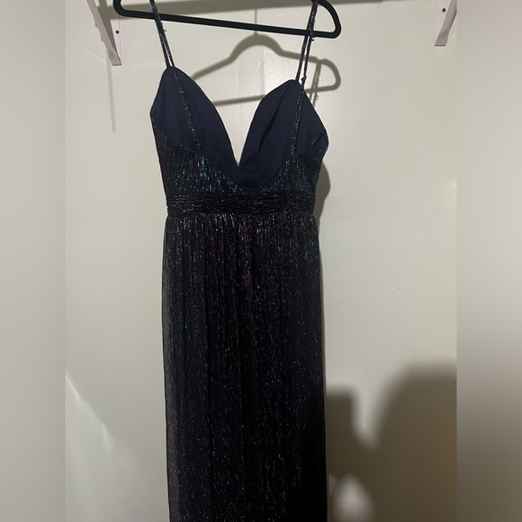 Clarisse Shimmer Gown - Picture 5 of 6